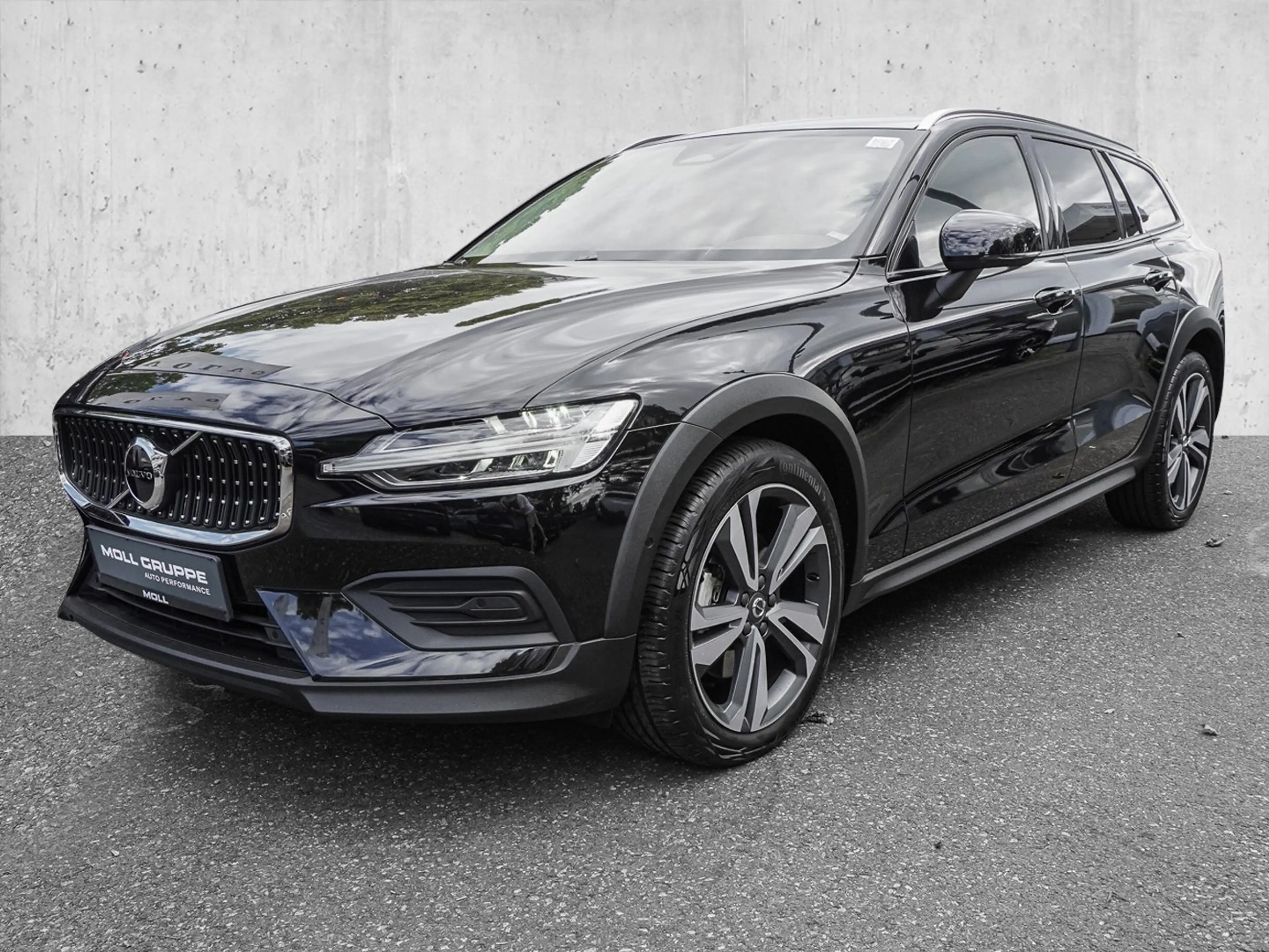 Volvo V60 Cross Country B4 AWD Plus LED Kamera — photo 2