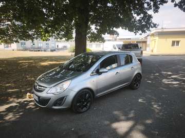 Corsa 5p 1.2 Club Gpl-tech 80cv
