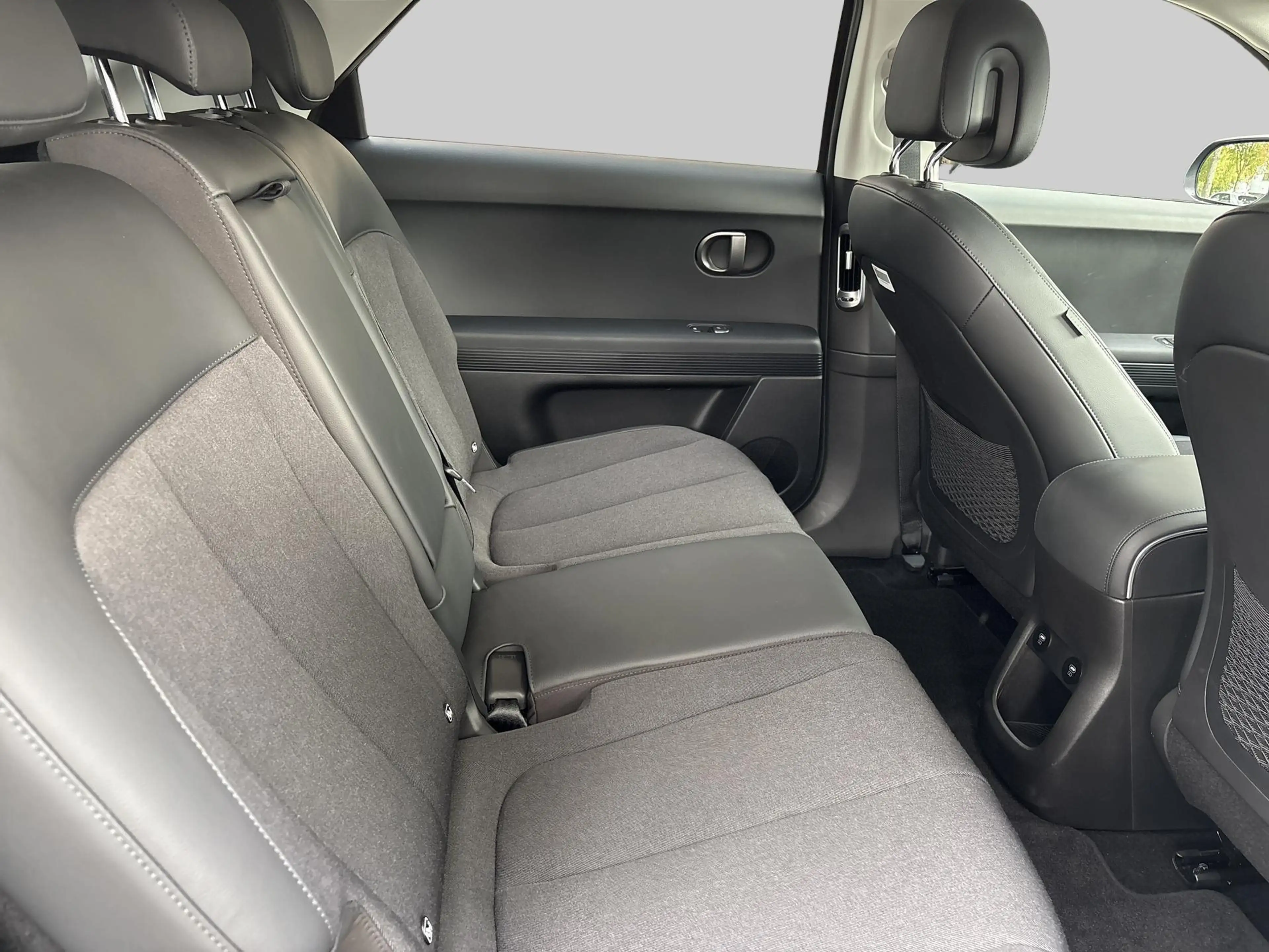 Hyundai IONIQ 5 Long Range Pure Edition 84 kWh | Achteruitrijcamer — photo 14