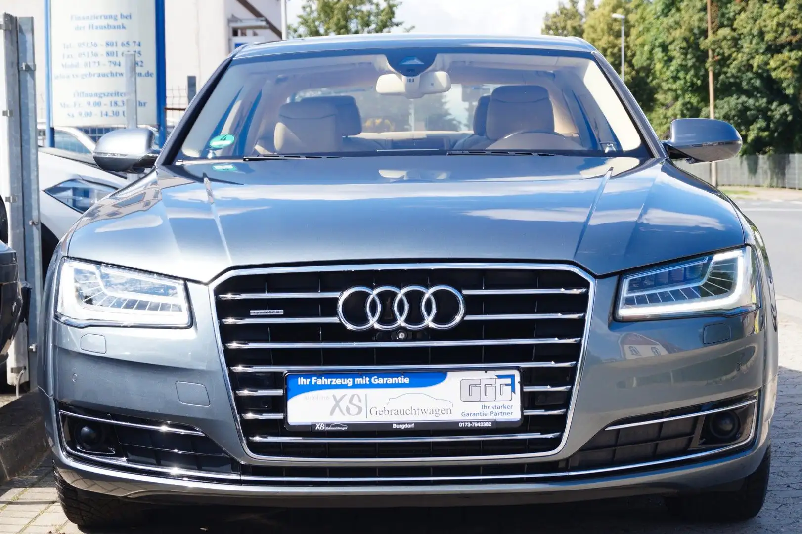 Audi A8 3.0 TDI quattro Automatik aus 2.Hand +Matrix+ Gris - 2