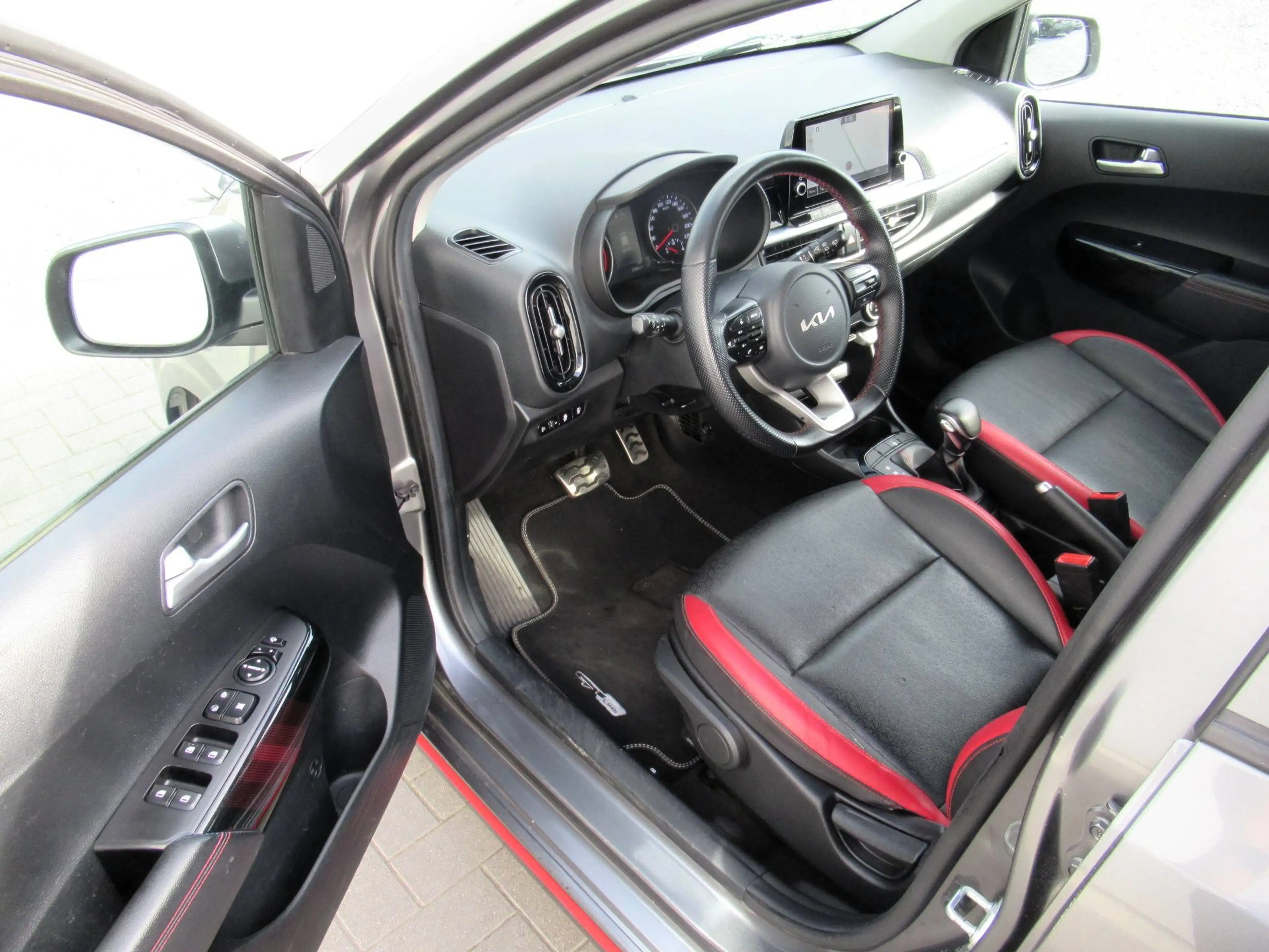 Kia Picanto 1.2i Aut. GT-LINE /€9.900 netto / Leder / Navi / Camera / ... — photo 12