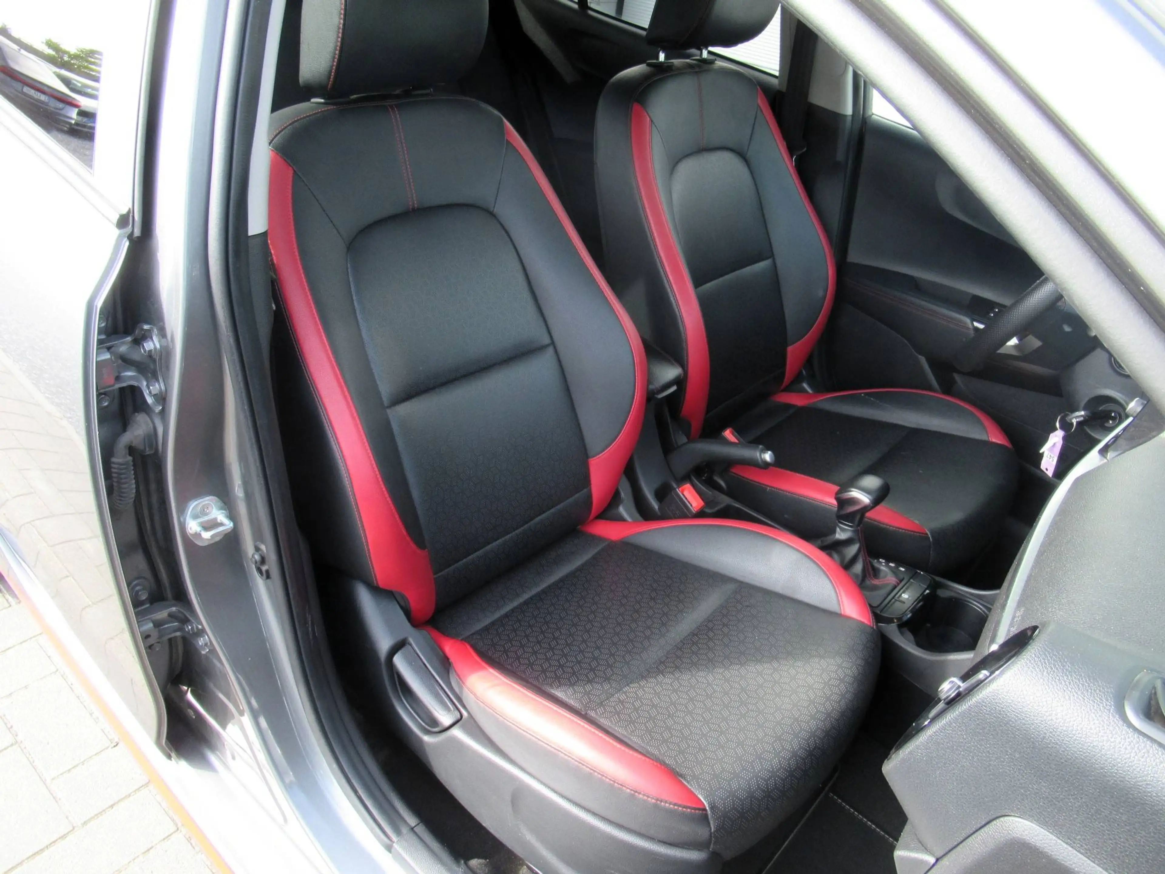 Kia Picanto 1.2i Aut. GT-LINE /€9.900 netto / Leder / Navi / Camera / ... — photo 9