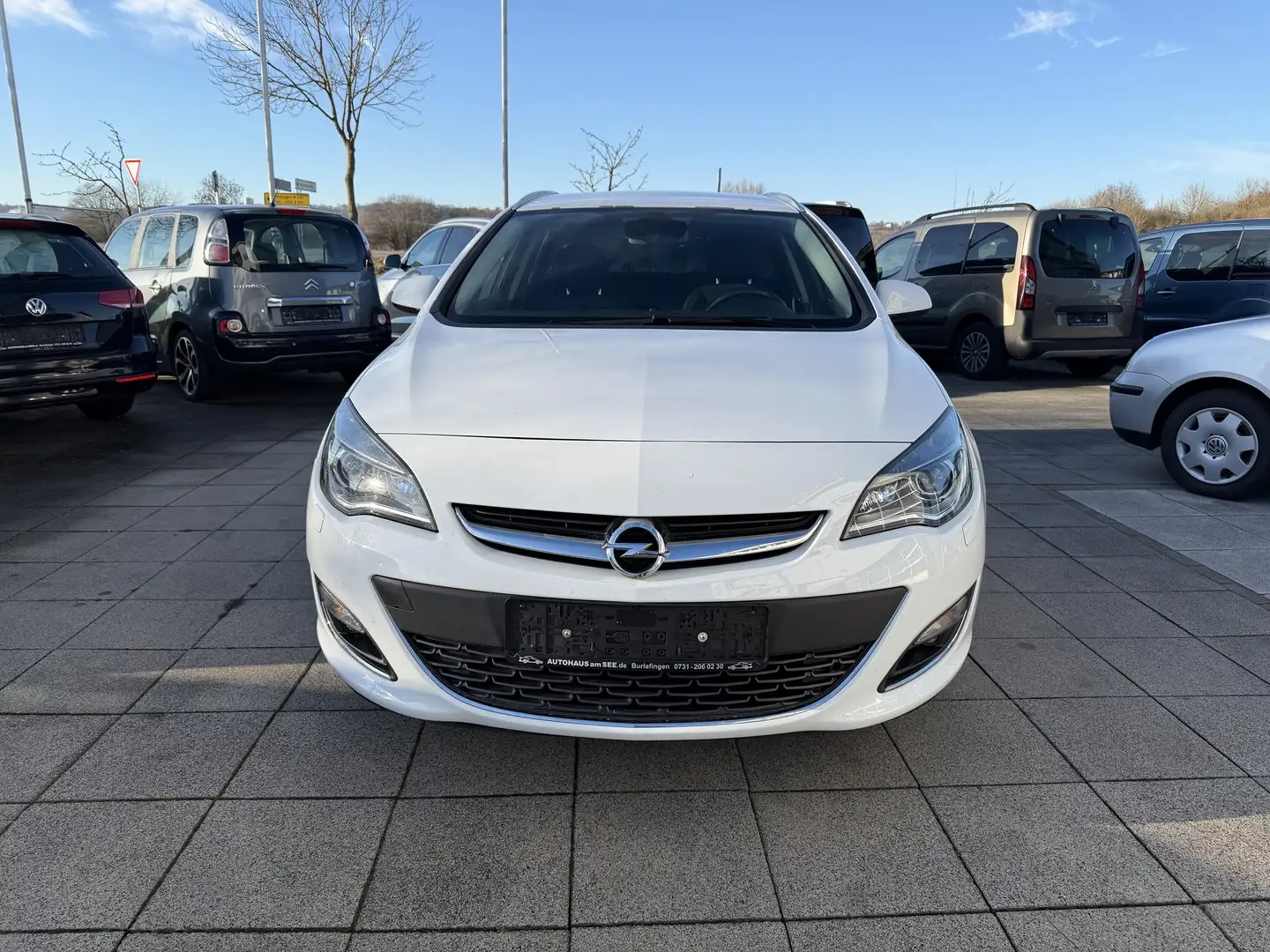 Opel Astra Exklusiv Weiß - 2