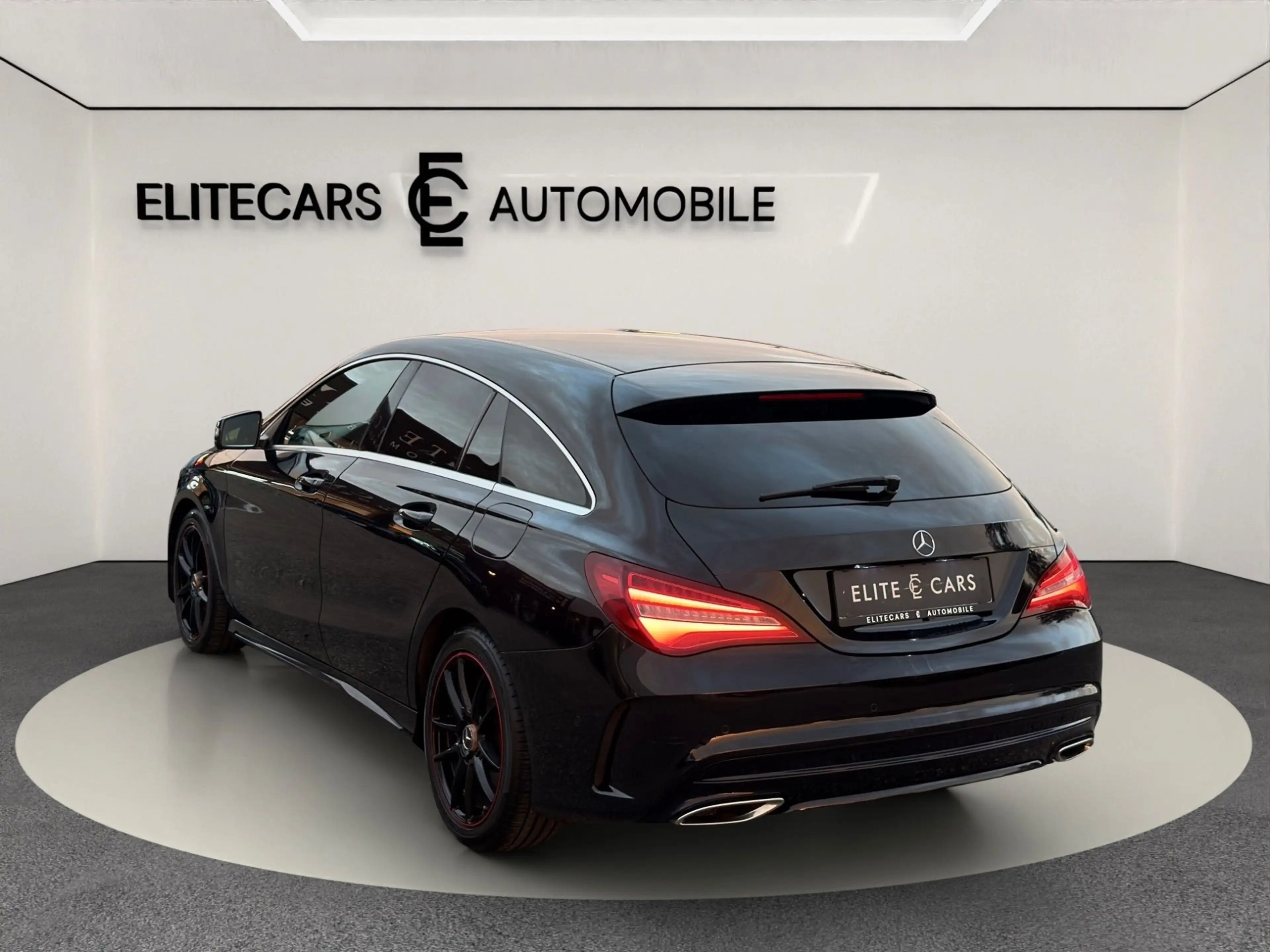Mercedes-Benz CLA 220 CDI AMG LINE AB WERK / RÜCKFAHRKAMMERA / KEYLESS — photo 6