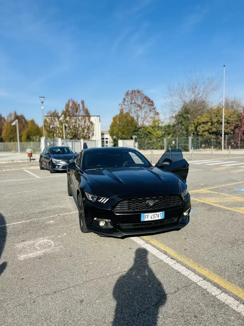 Ford Mustang Fastback 2.3 ecoboost 317cv auto - 1