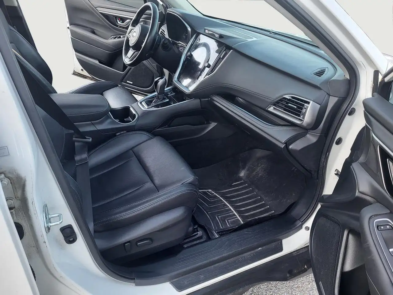 Subaru OUTBACK снимка Subaru OUTBACK