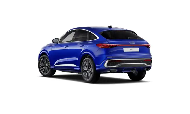 Audi Q5 view 2