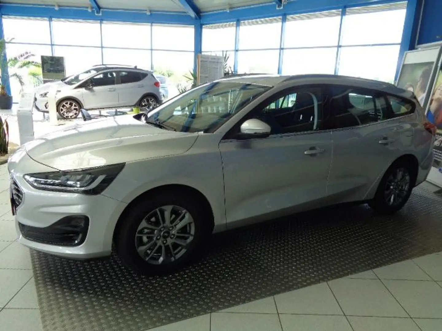 Ford Focus Titanium Winterpak/Klimaaut/Kamera/5J.Gara Silber - 2