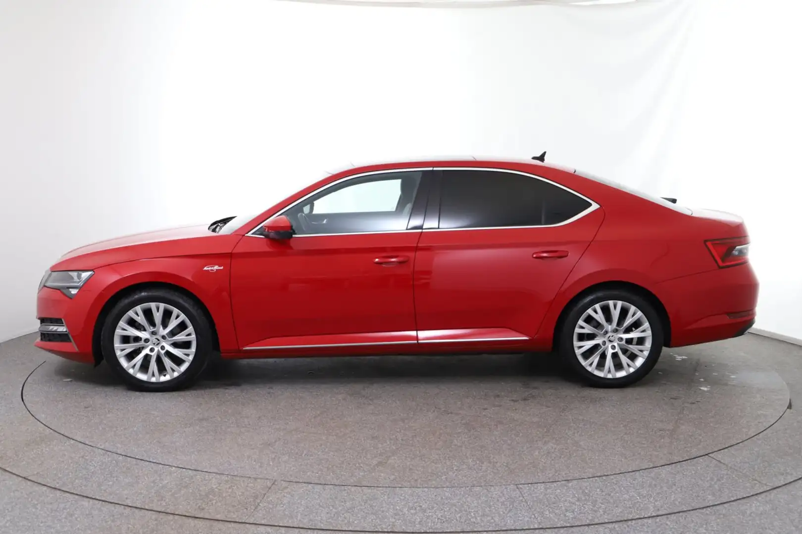 Skoda Superb iV Style DSG Rot - 2