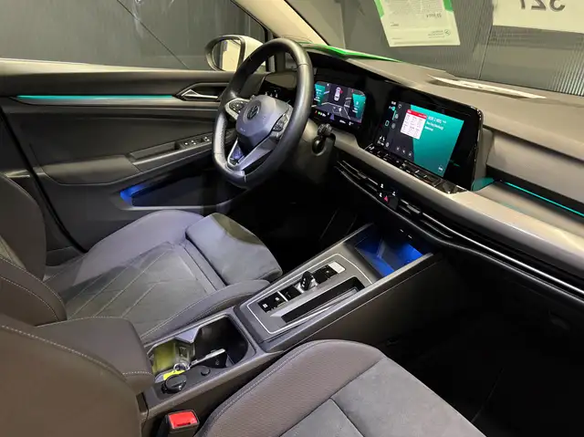 Volkswagen Golf view 13