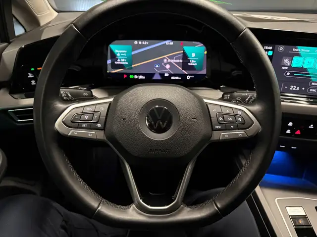 Volkswagen Golf view 25