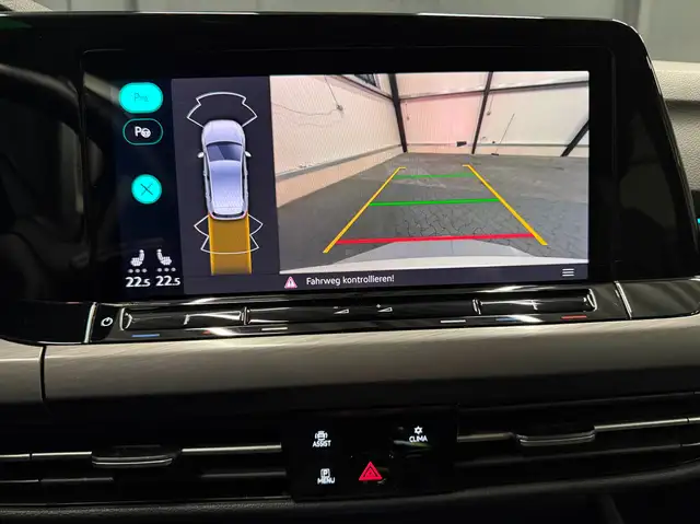 Volkswagen Golf view 16