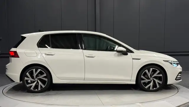 Volkswagen Golf view 8