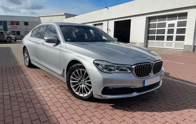 2018 BMW 7 Series in Silver for sale