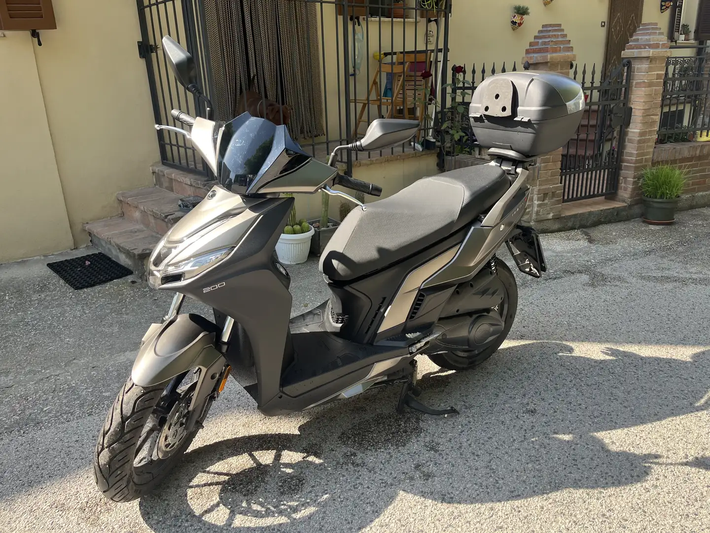Kymco Agility 200 con bauletto - 1