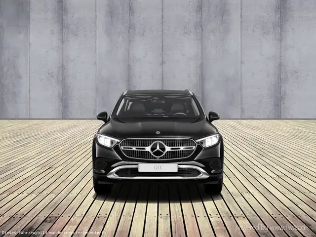 Mercedes-Benz GLC view 6