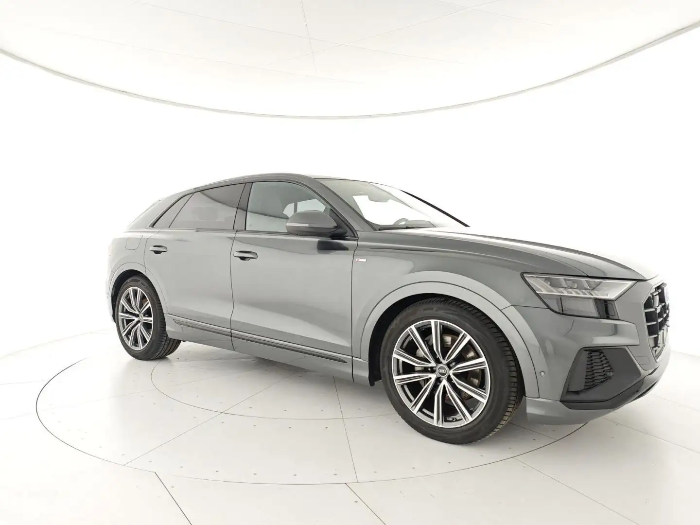 Audi Q8 50 TDI 286 CV quattro tiptronic Sport Gris - 1