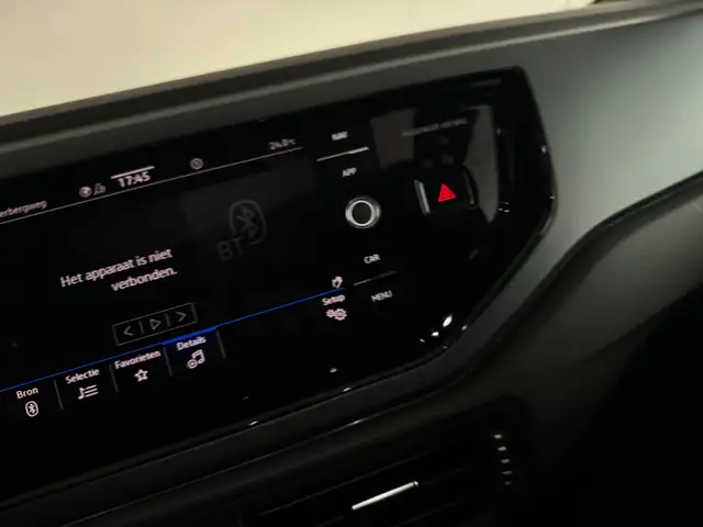 Volkswagen Taigo view 12