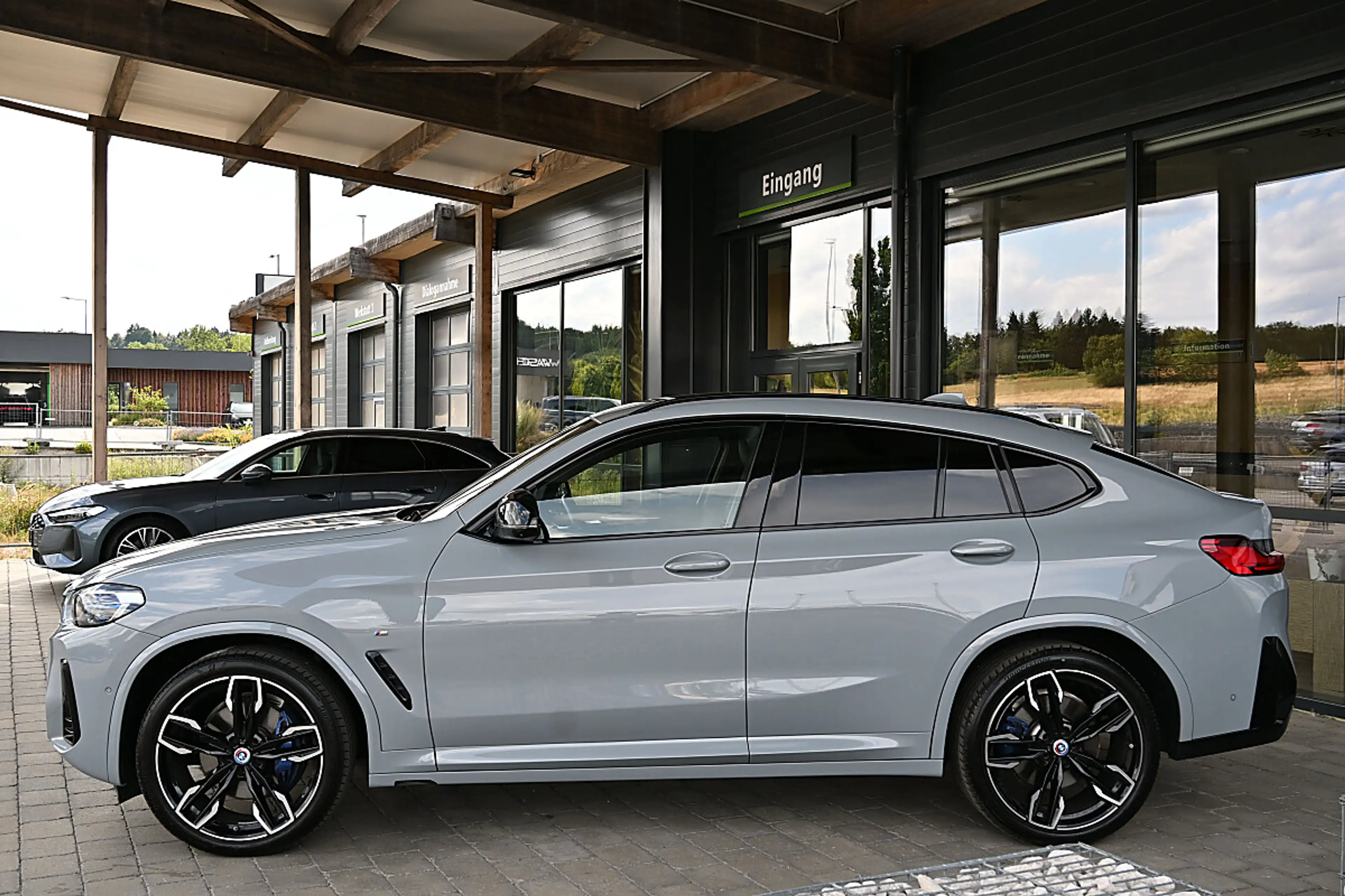 BMW X4 M40d 48 V Aut. NP €115k ACC, AHK elektr, Laser, ... — photo 2
