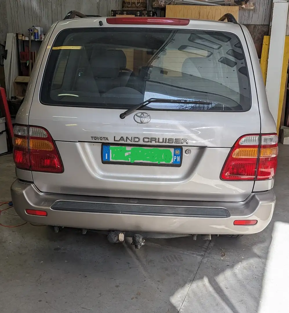 Toyota Land Cruiser Land Cruiser 100 4.2 tdi Gümüş rengi - 2