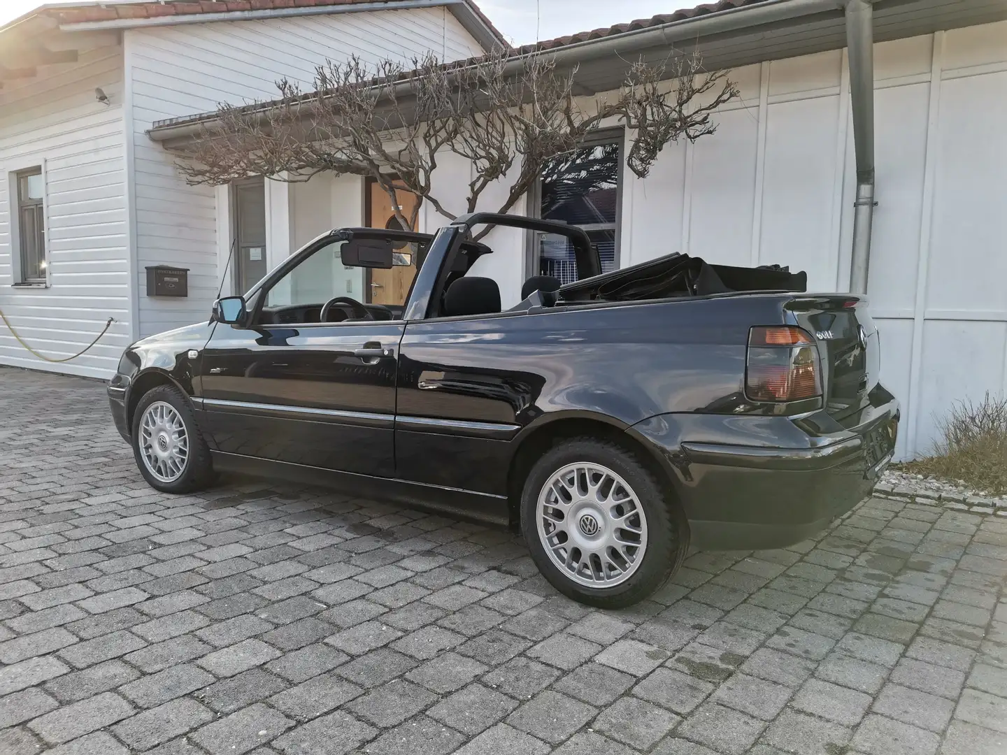 Volkswagen Golf Cabriolet Golf Cabrio 1.9 TDI  el. Verdeck*Klima*Airbag*ABS Schwarz - 2