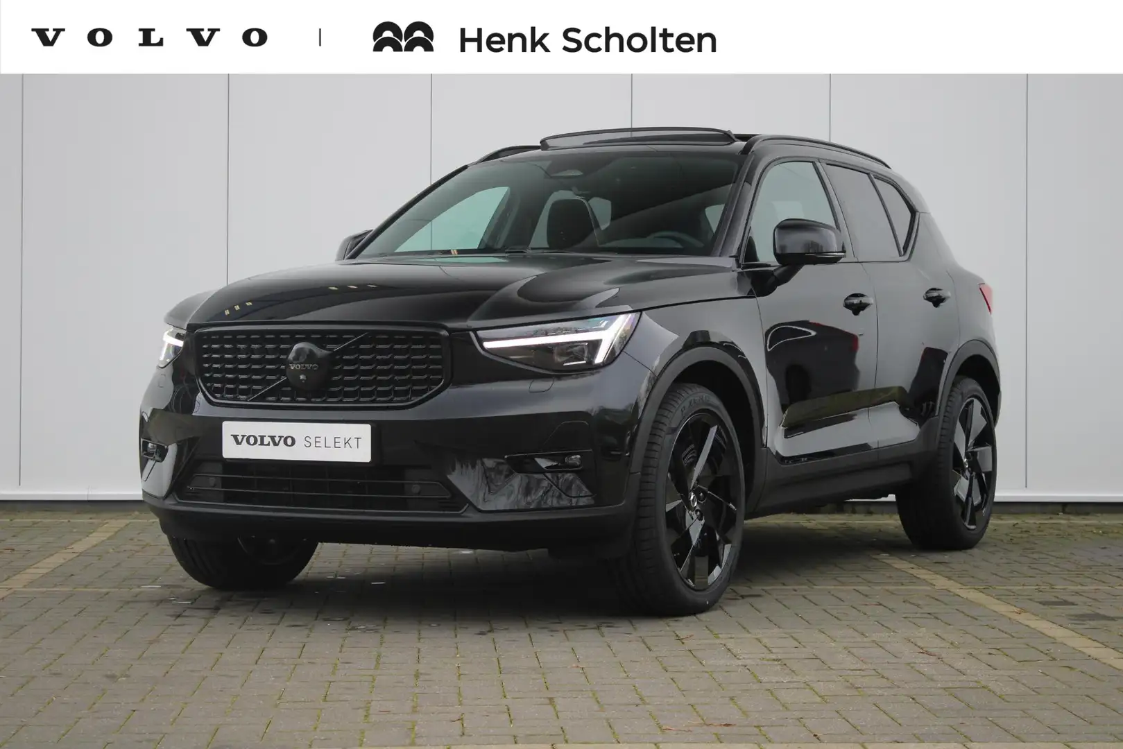 Volvo XC40 B4 197PK Plus Black Edition Panoramisch Schuif-Kan Negro - 1