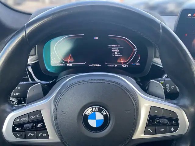 BMW M view 8