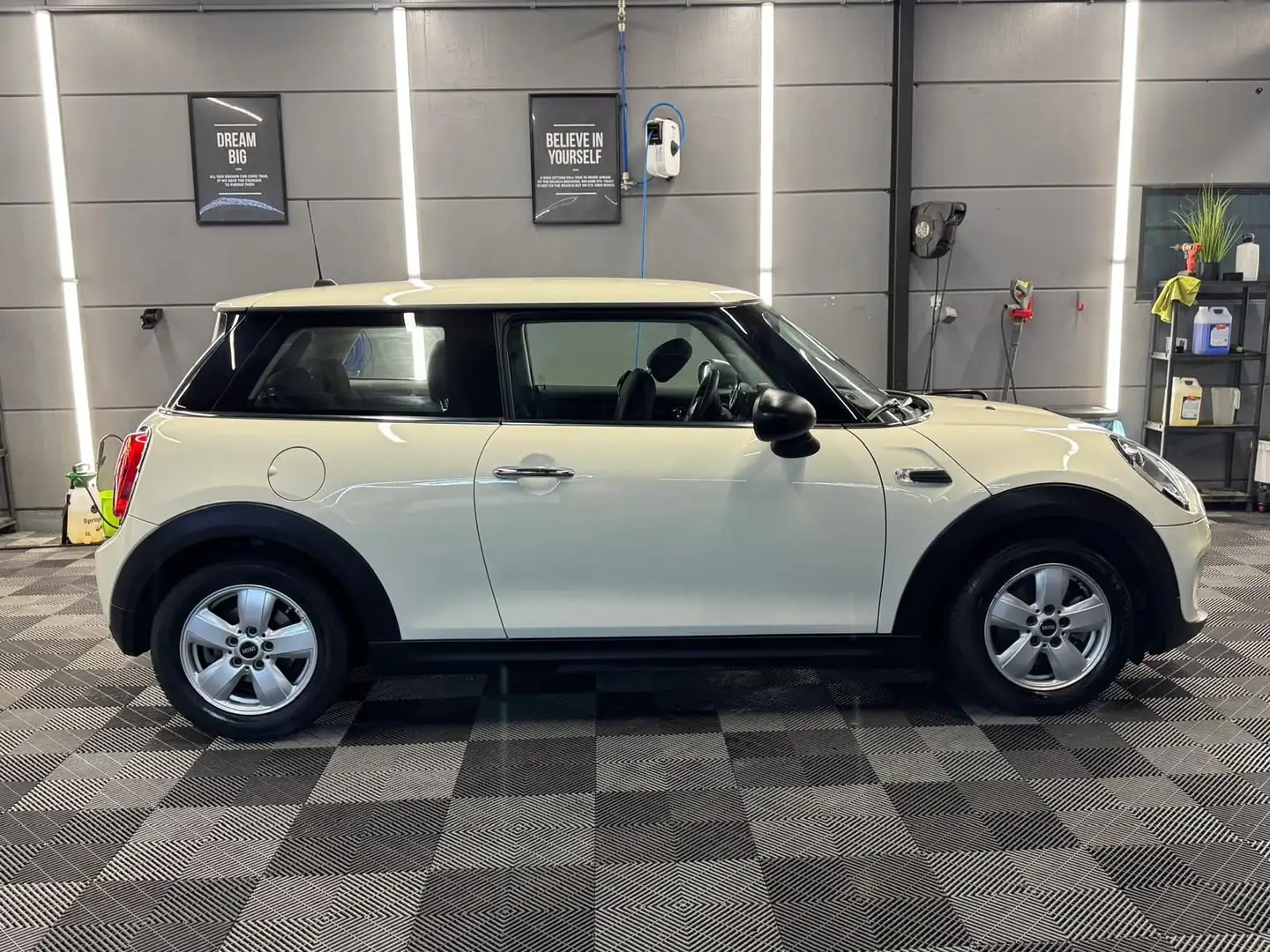 MINI One 1.5i 72.000 Km Euro 6 Blanc - 2