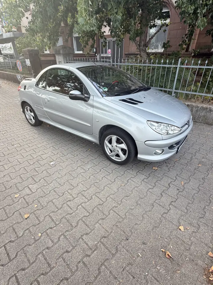 Peugeot 206 CC 110 Platinum TÜV 11/27, foto 3