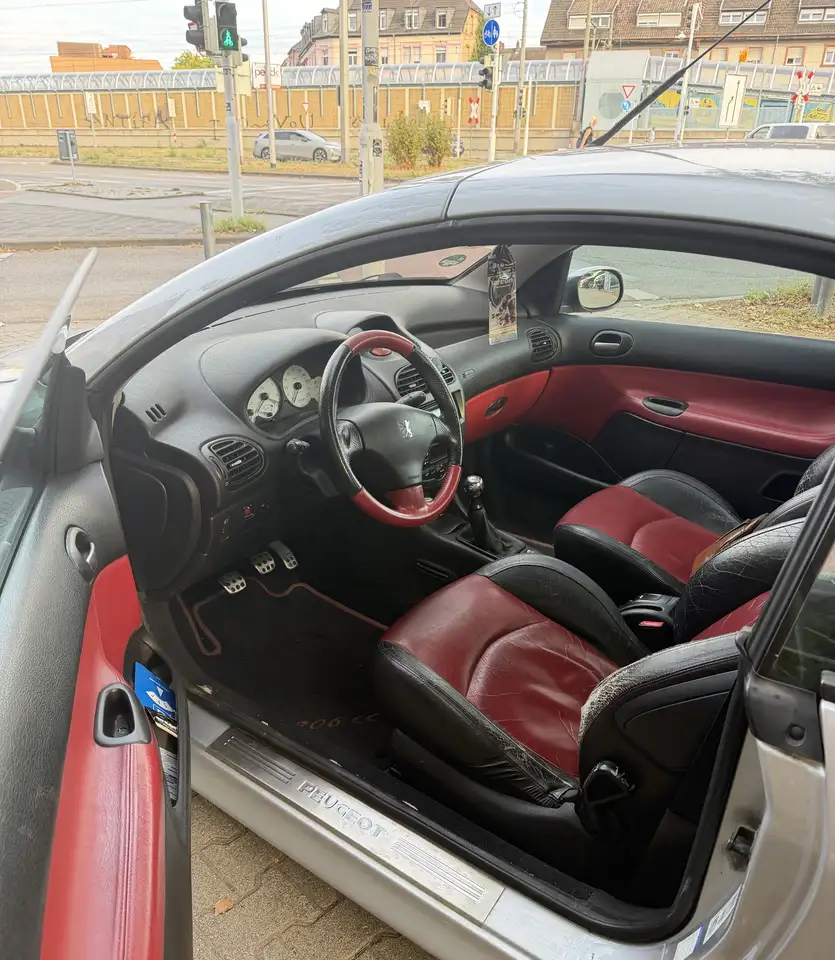 Peugeot 206 CC 110 Platinum TÜV 11/27, foto 6