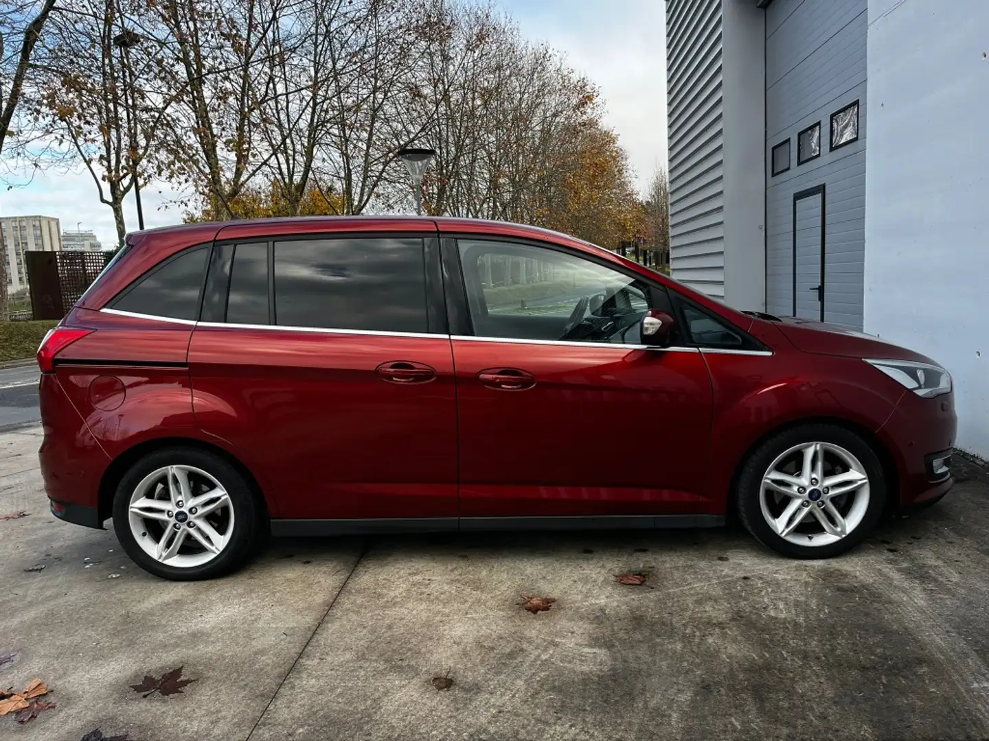 Ford Grand C-Max 1.6TDCi Titanium Mauve - 2