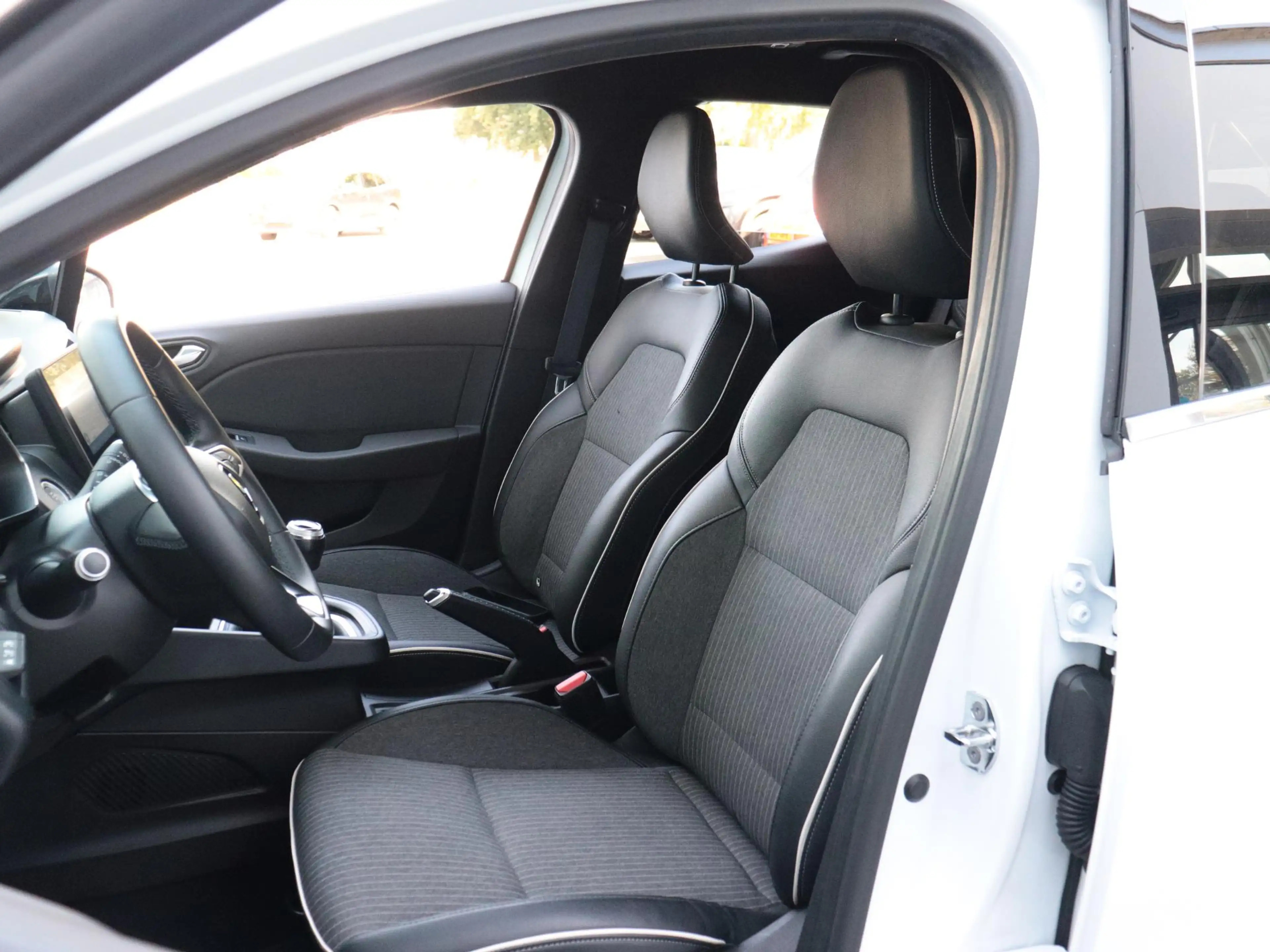 Renault Clio 1.0 TCe Intens | Achteruitrijcamera | Apple carpla — photo 11