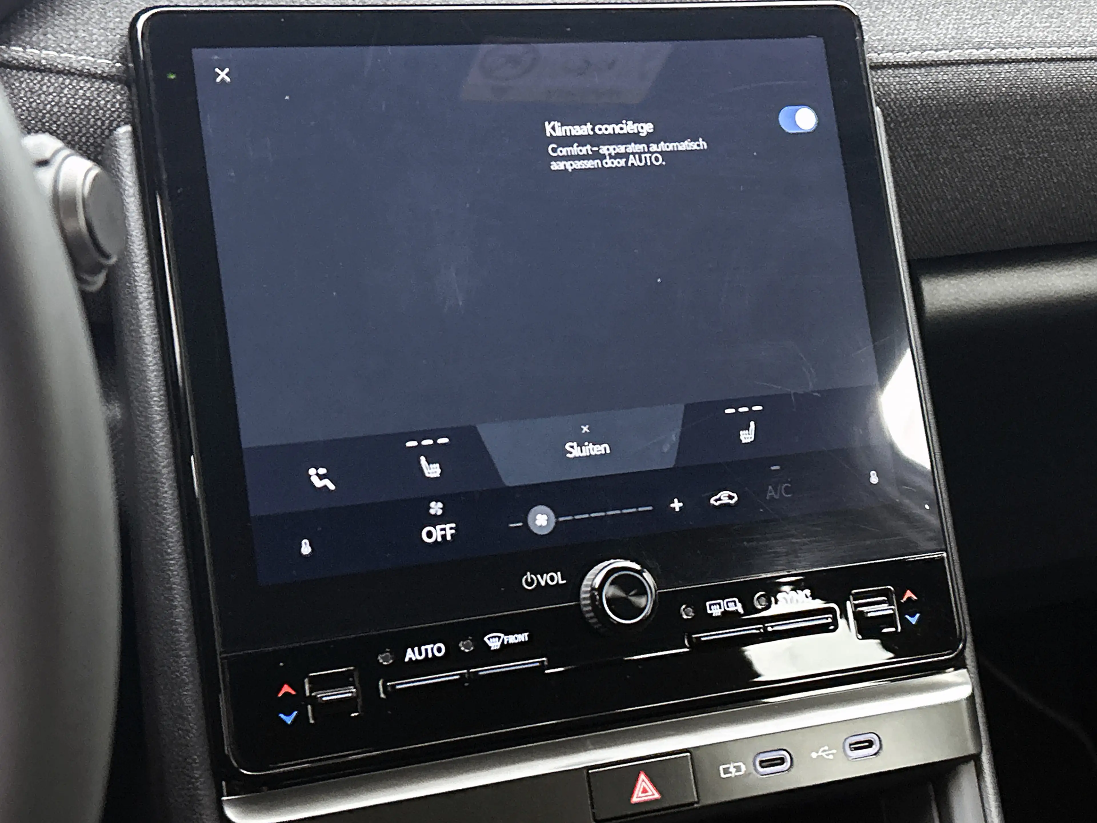 Lexus LBX 2WD + Comfort & Safety Pack | Blindspot Monitor | — photo 12