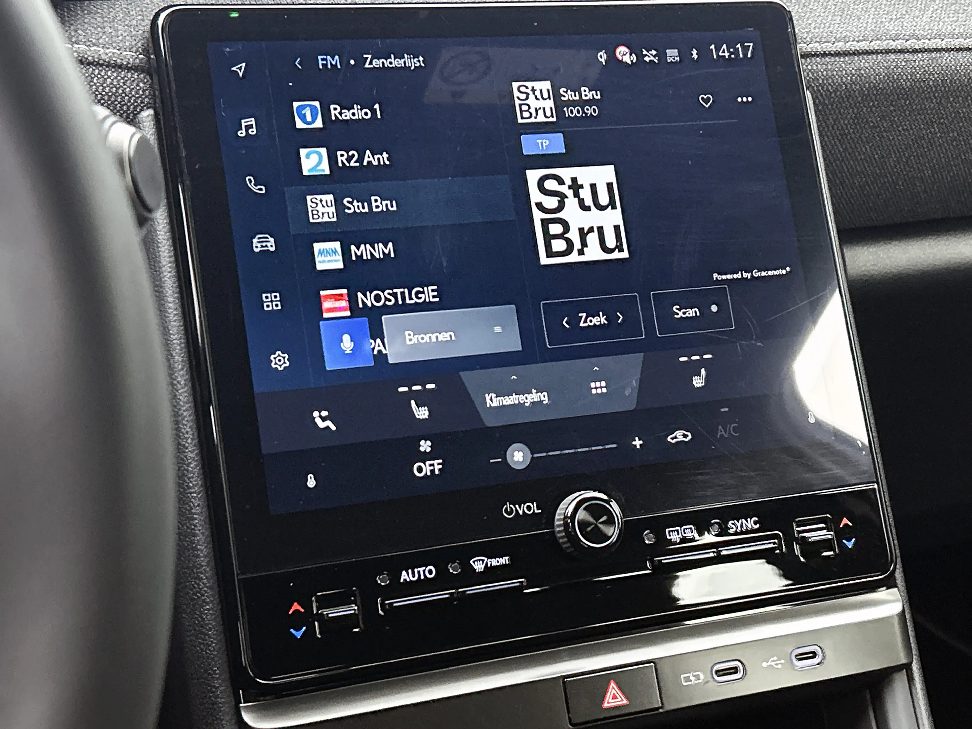 Lexus LBX 2WD + Comfort & Safety Pack | Blindspot Monitor | — photo 7