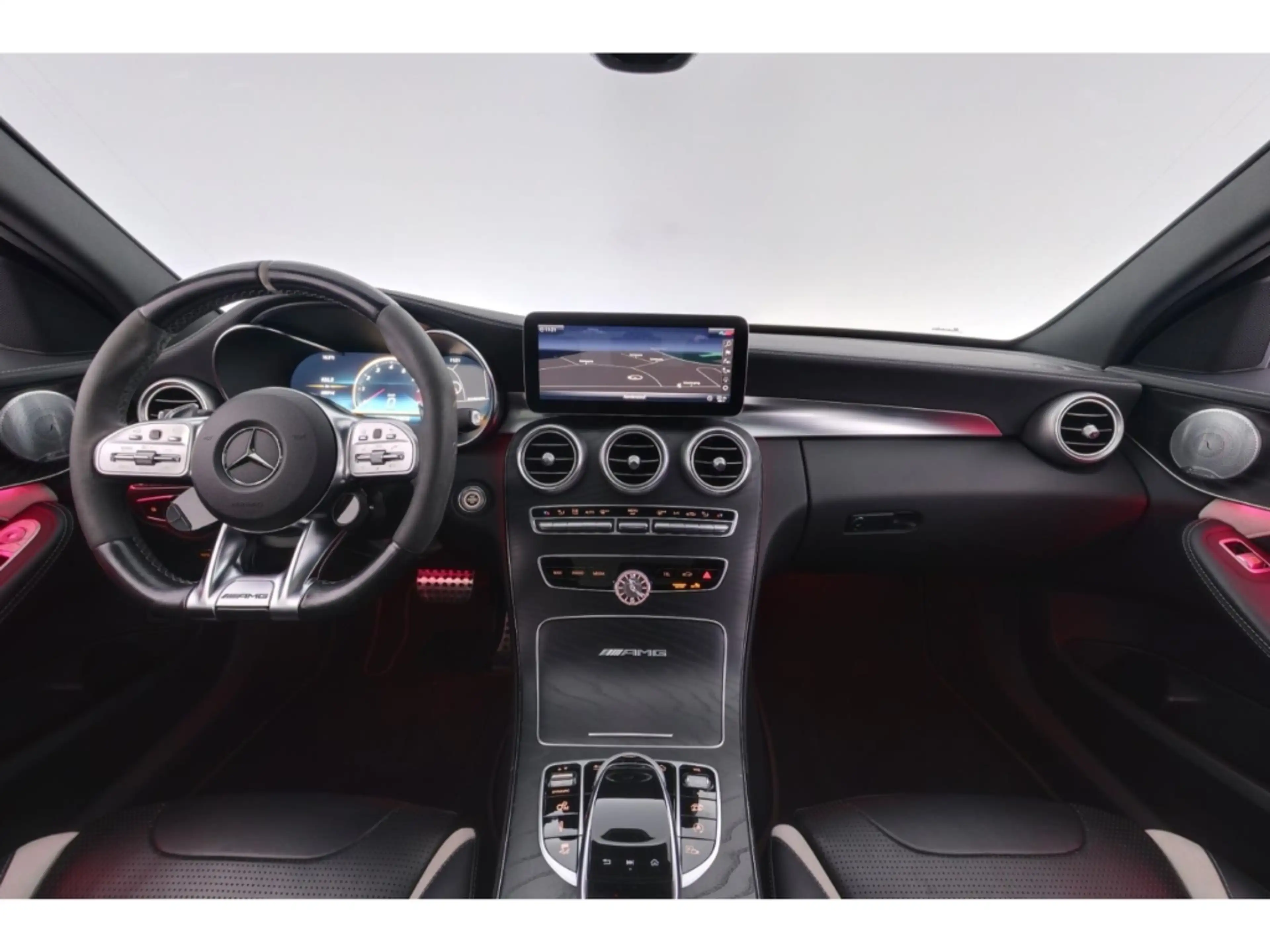 Mercedes-Benz C 63 AMG S T 9G-TRONIC+LED+NAVI+VIRTUAL+PANO+PDC — photo 10