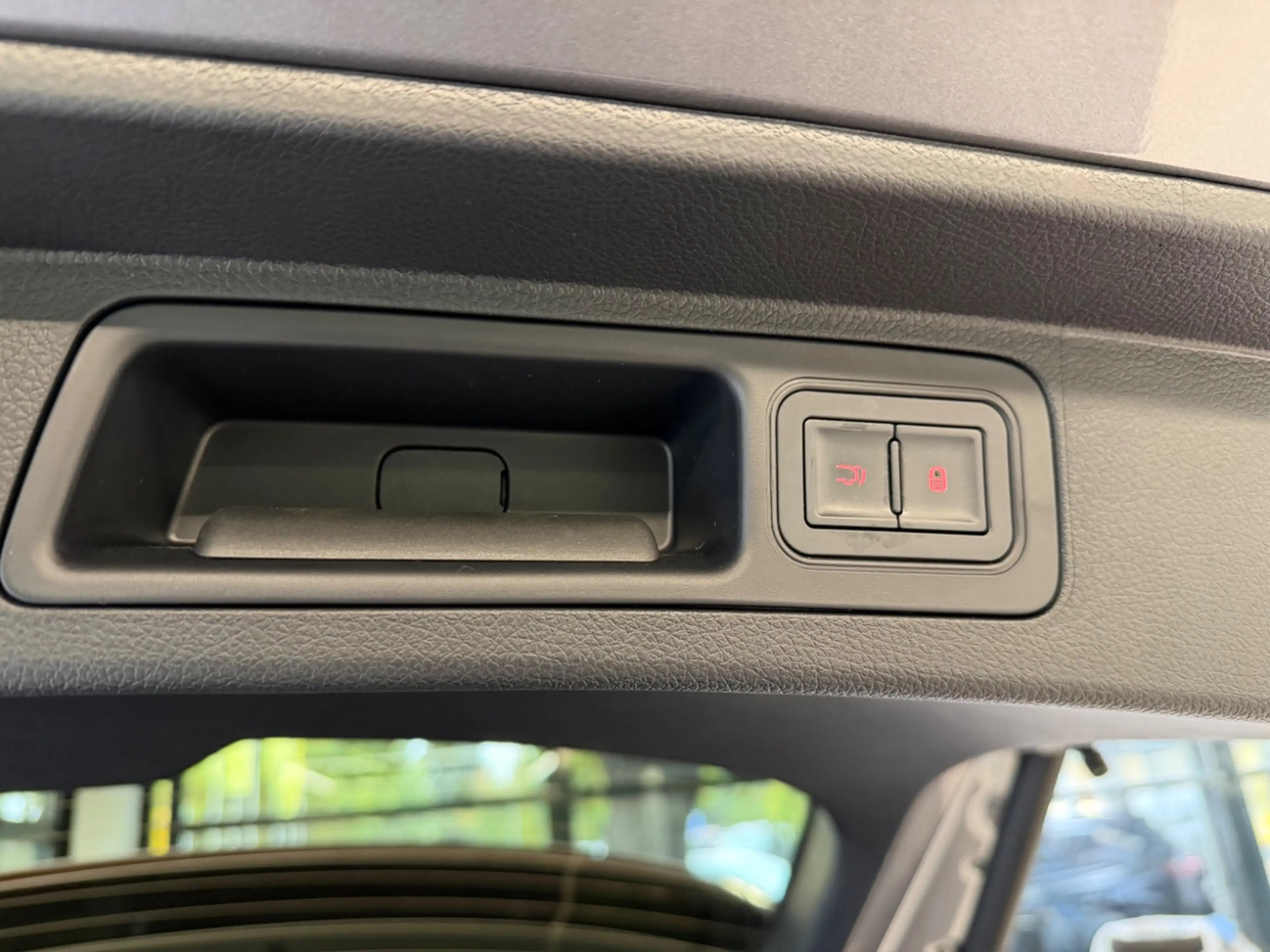 BYD Seal U DM-i 1.5 PHEV Boost LED Pano SHZ Assist — photo 12