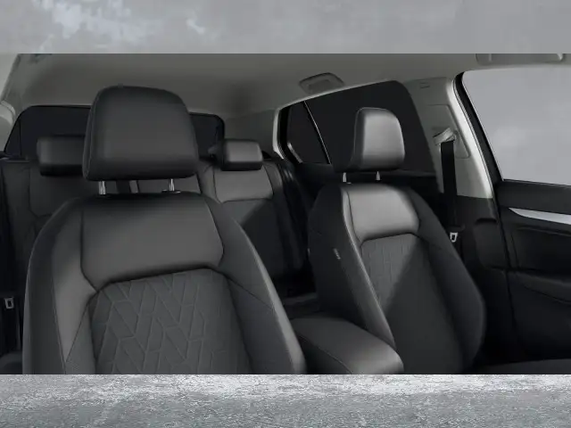 Volkswagen Golf view 10