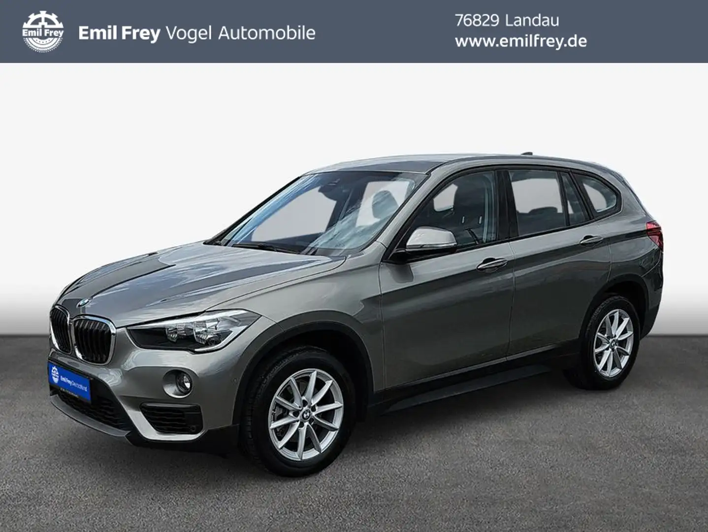 BMW X1 sDrive18i Plateado - 1