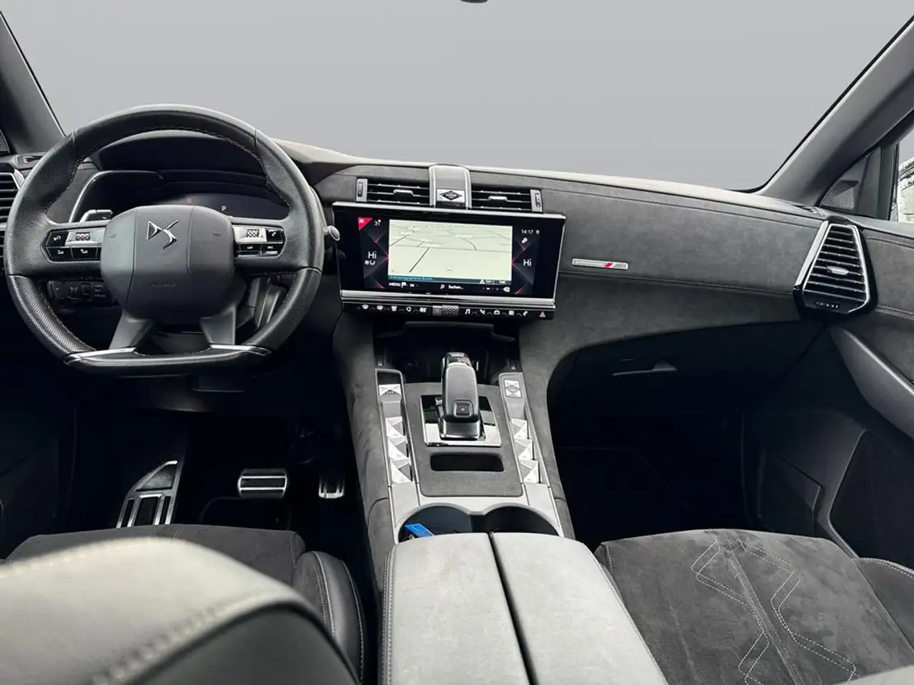 DS Automobiles DS 7 Crossback Performance Line 9
