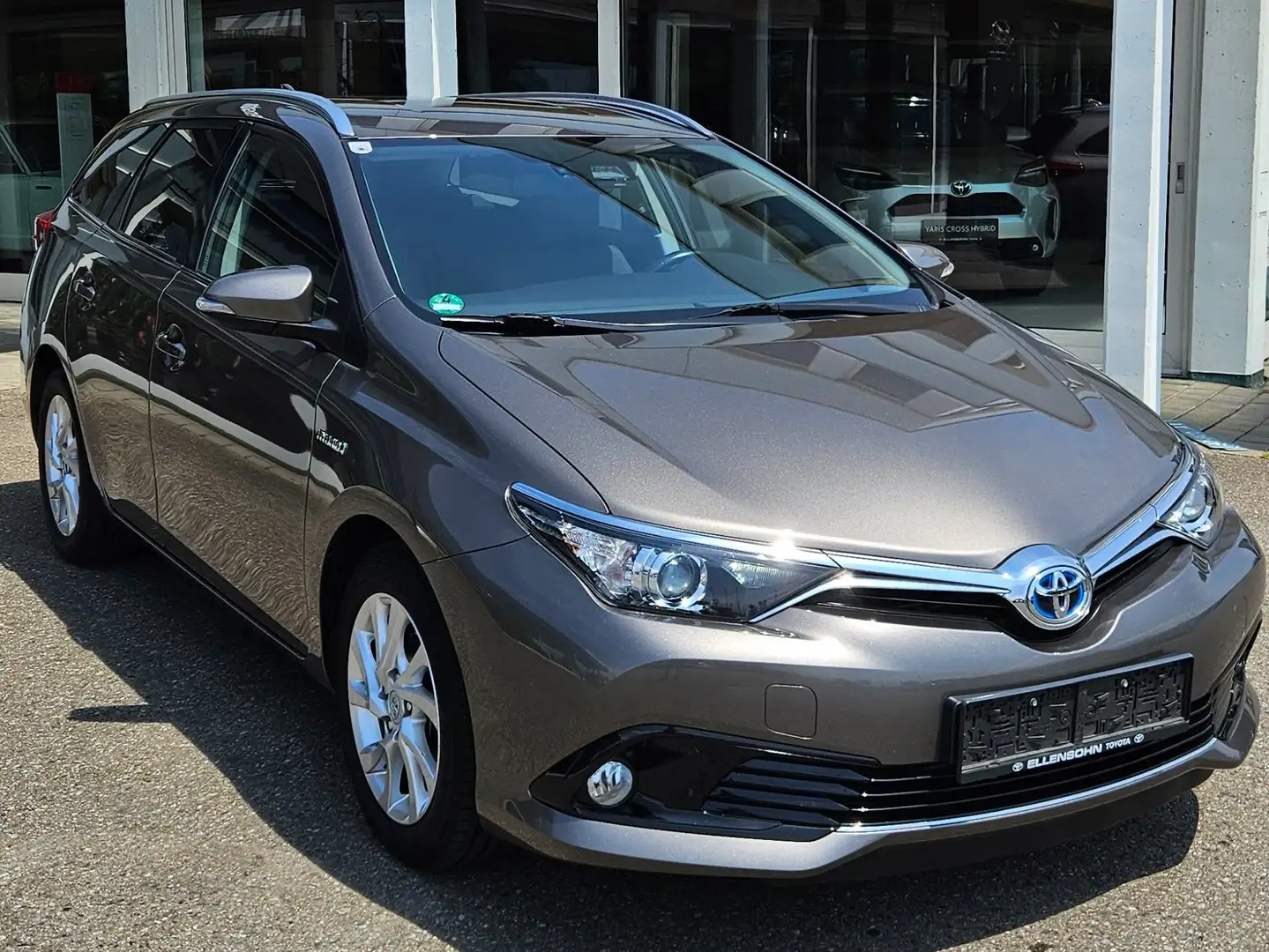 Toyota Auris Auris TS 1,8 VVT-i Hybrid ActiveActive Grau - 1