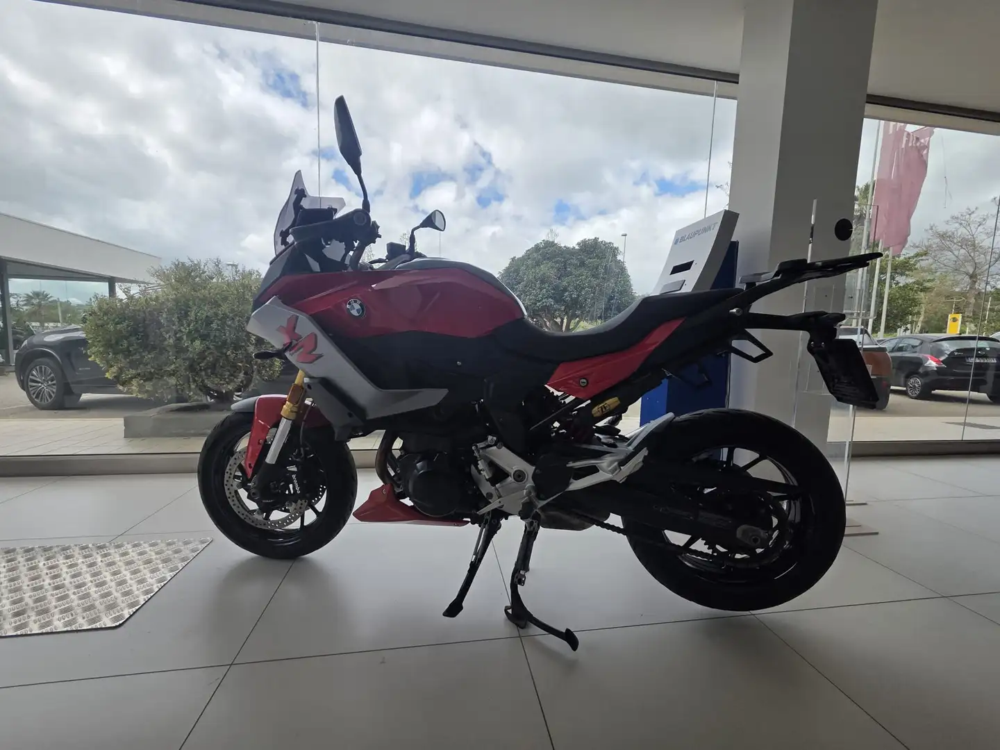 BMW F 900 XR Roşu - 2