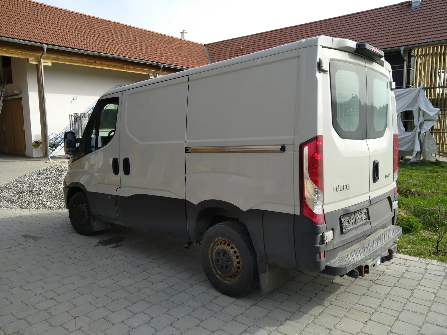 Iveco Daily Daily 35 S 14 Grau - 2