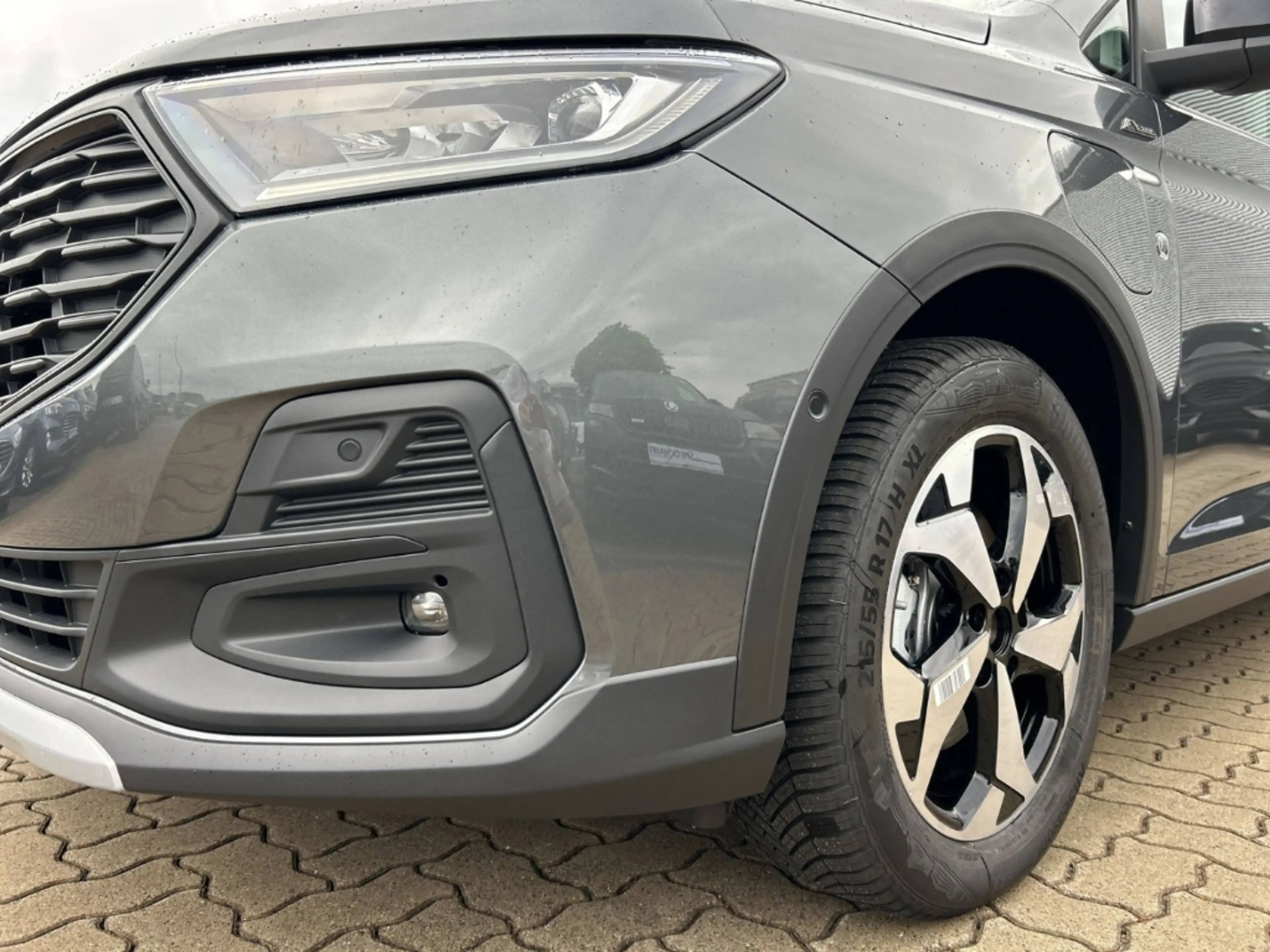 Ford Tourneo Connect Grand PHEV Active Kamera PDCv+h WLAN-Hotspot — photo 7