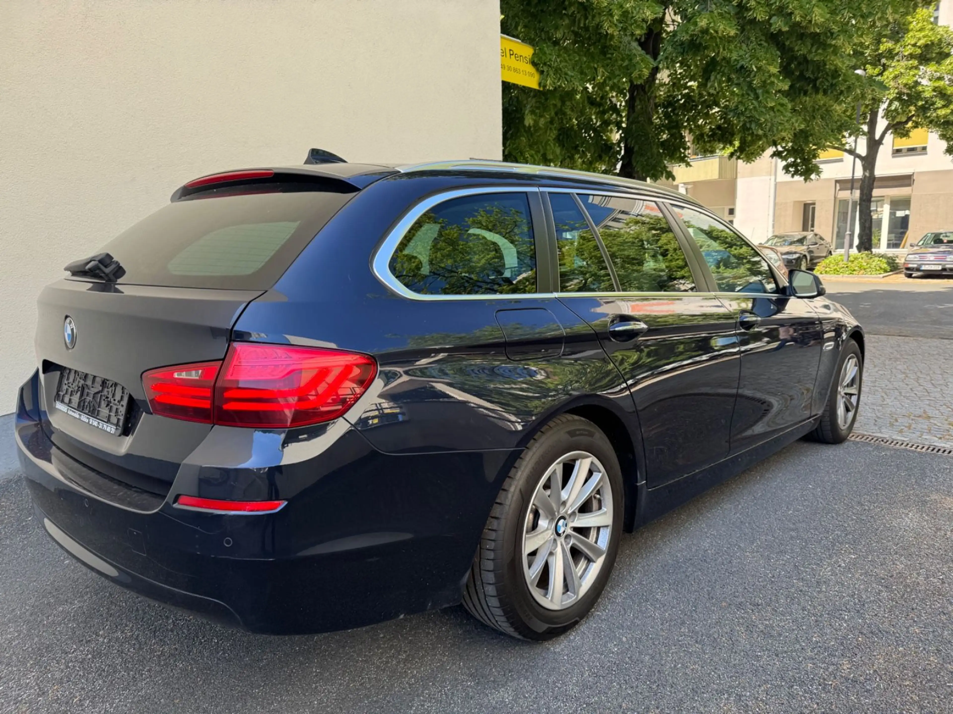 BMW 525 d Touring /PANO/HUD/AHK/Spurh/MEMORY/LEDER — photo 8