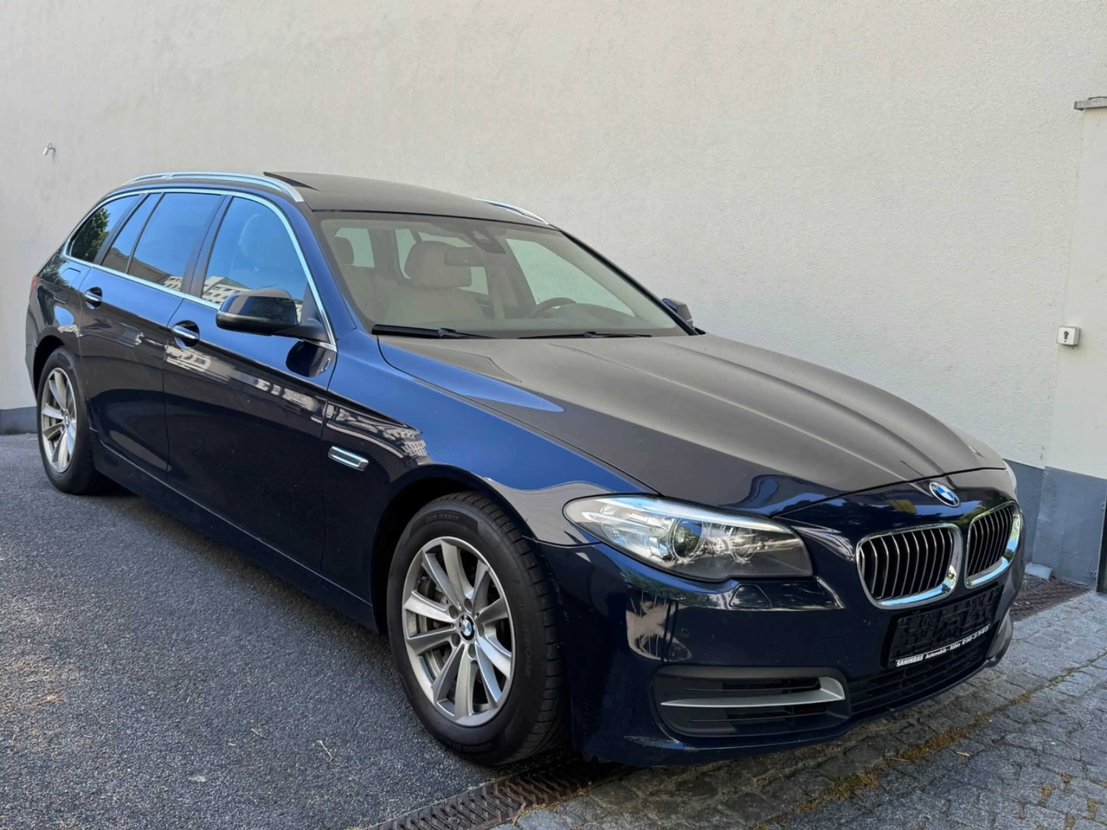 BMW 525 d Touring /PANO/HUD/AHK/Spurh/MEMORY/LEDER — photo 6