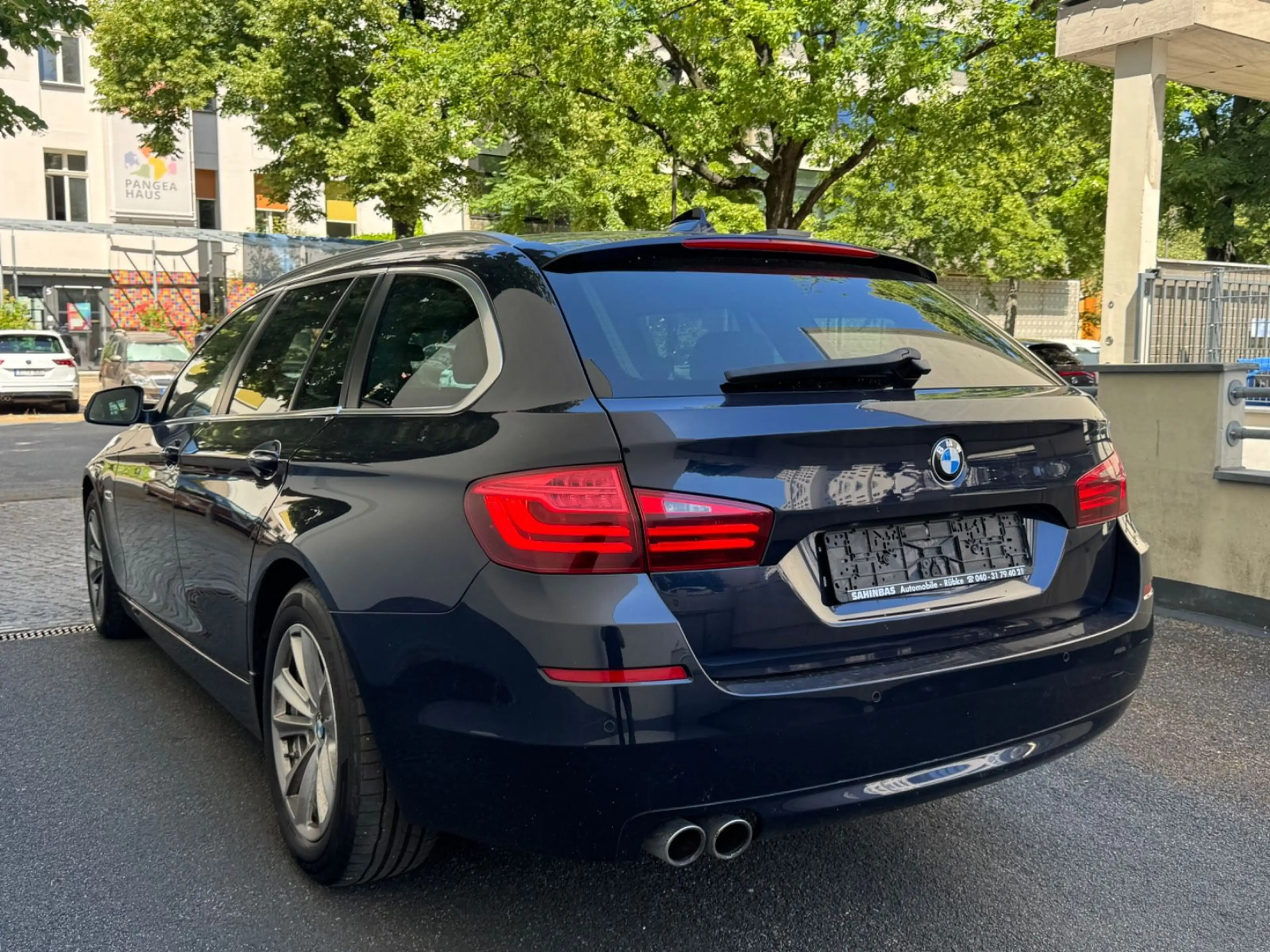 BMW 525 d Touring /PANO/HUD/AHK/Spurh/MEMORY/LEDER — photo 12