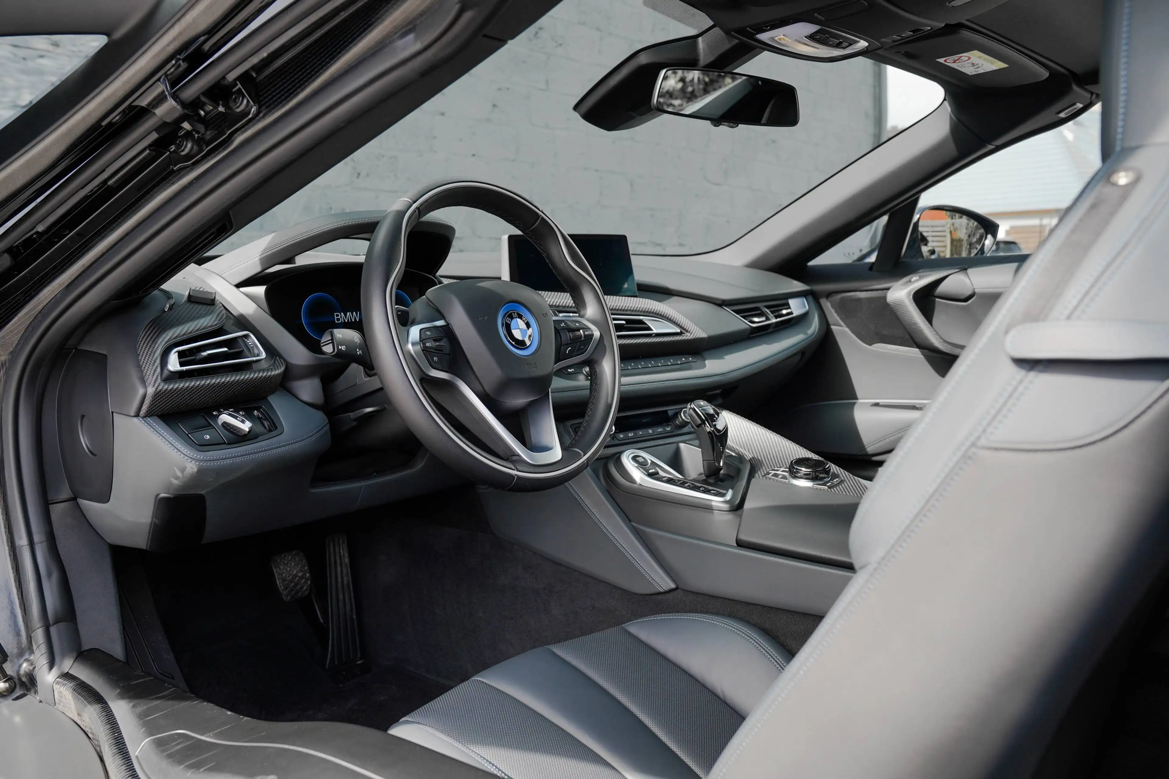 BMW i8 ROADSTER NAVI/HUD/KEYLESS/HARMAN/LED — photo 7