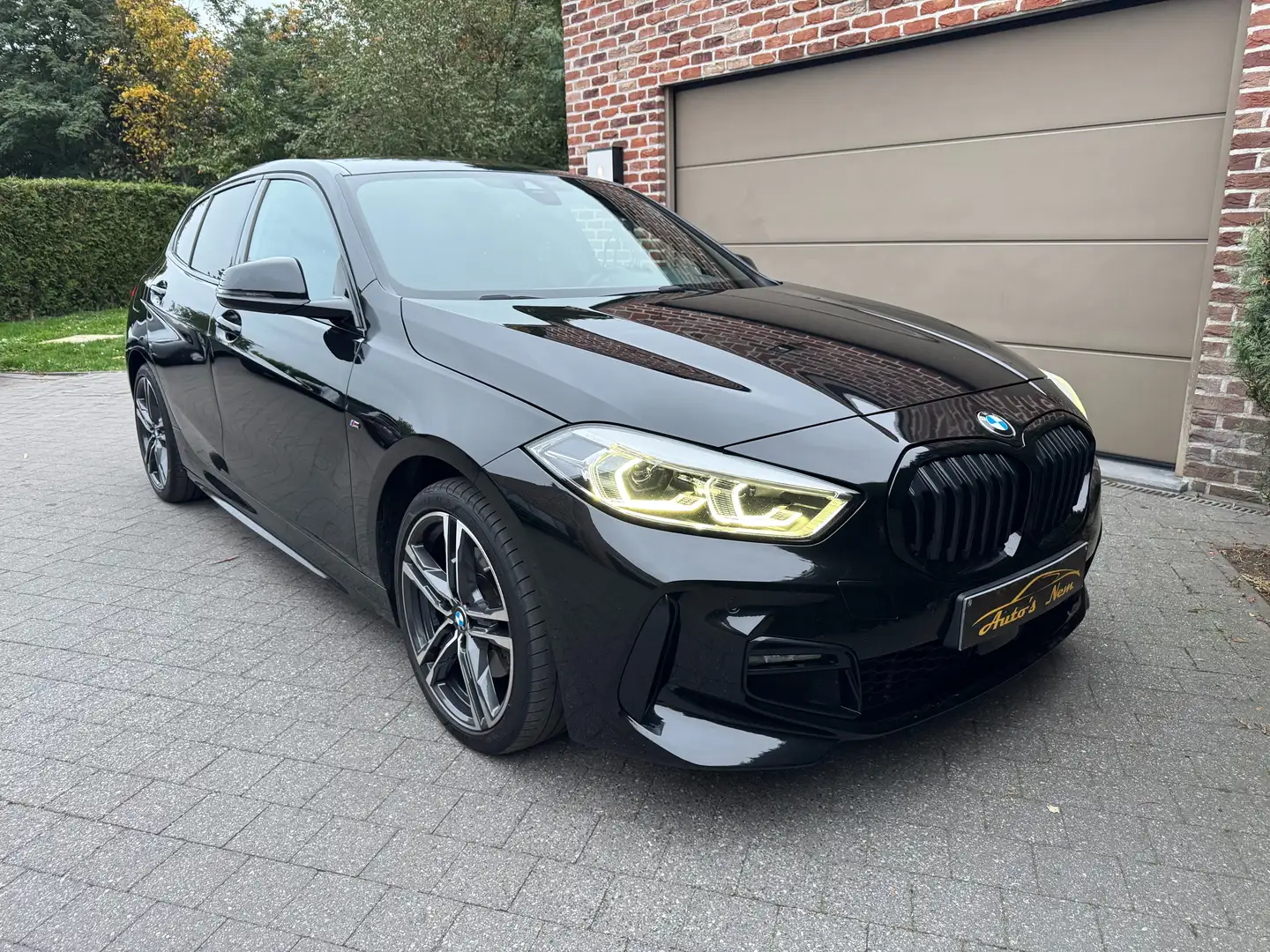 BMW 118 118i Aut. M Sport,GARANTIE,NAVI,LED,ACC,FULL OPTIE Zwart - 2