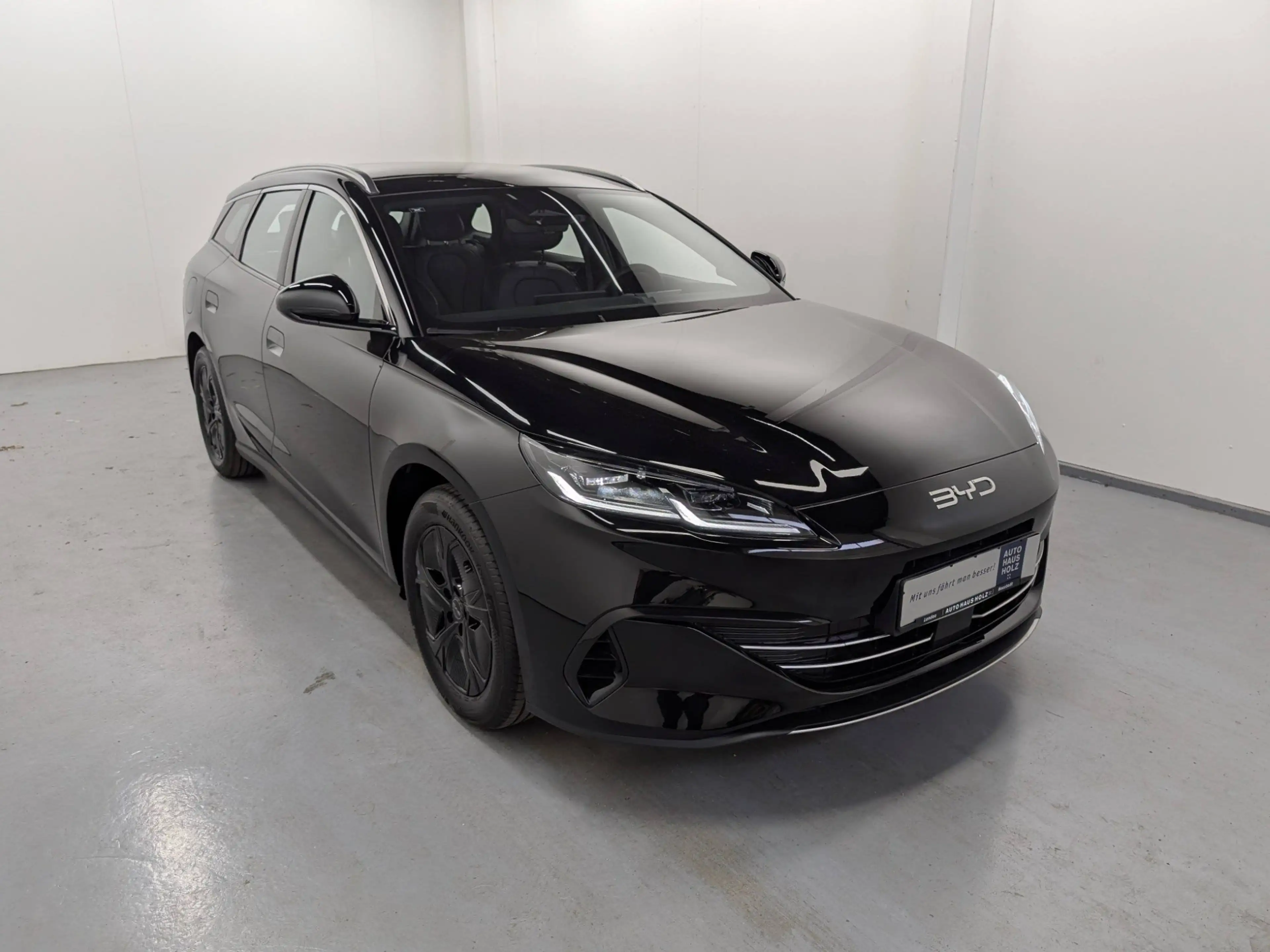 BYD Seal 6 DM-i Touring Boost LED Klima Navi — photo 5