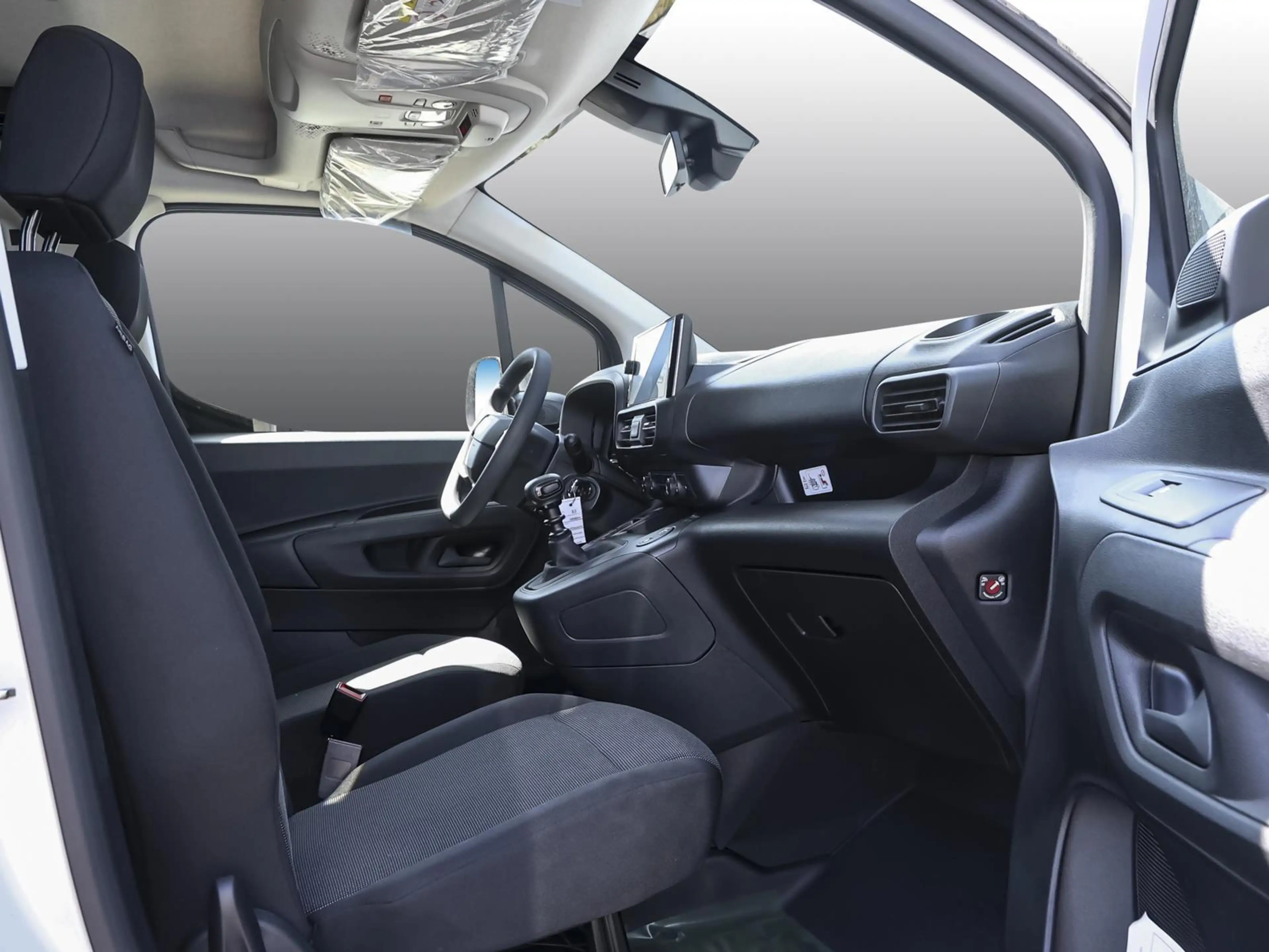 Toyota Proace City DoKa Meister - L2 PDC KLIMA BT ZV — photo 4